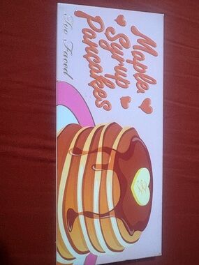 Maple Syrup pancakes by too faced